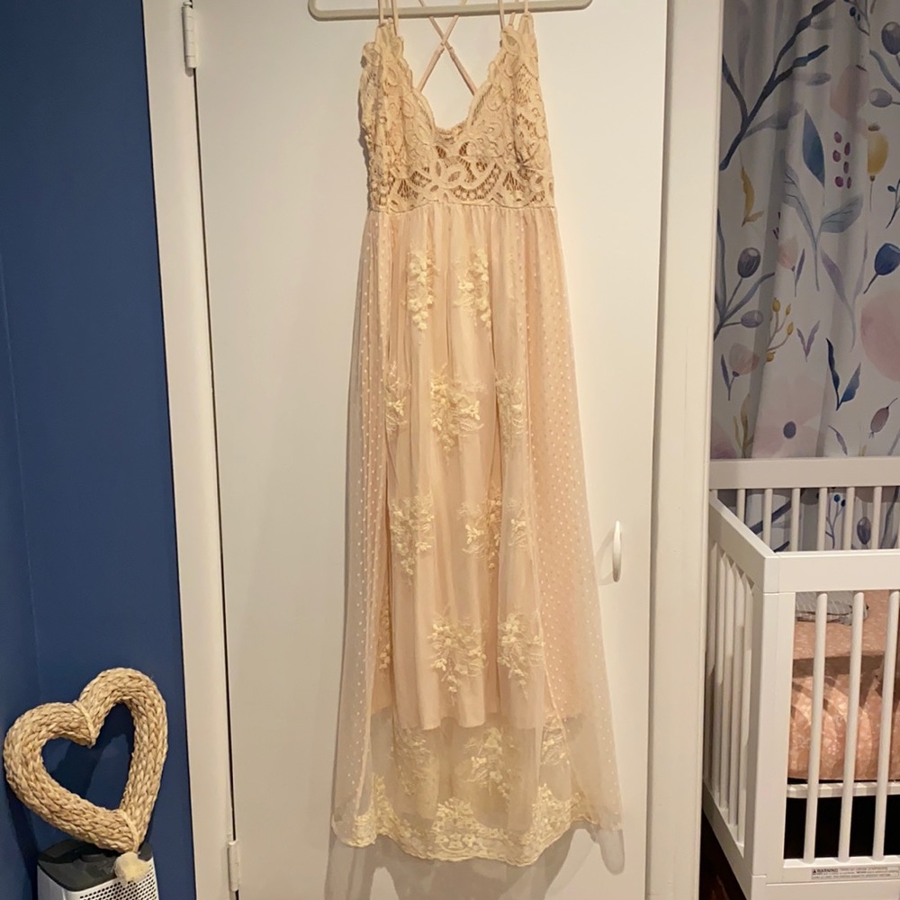 Paradise Island Scalloped Lace Maxi - Vanilla